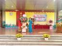 Tặng hoa 6.jpg - 