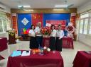 UBX tặng hoa.jpg - 