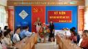 Tặng hoa1.JPG - 