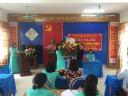 HCMHS tặng hoa.jpg - 